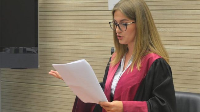 Studentja e UKZ-së Xhezide Selimi merr çmimin ‘’Best Oralist Award’’