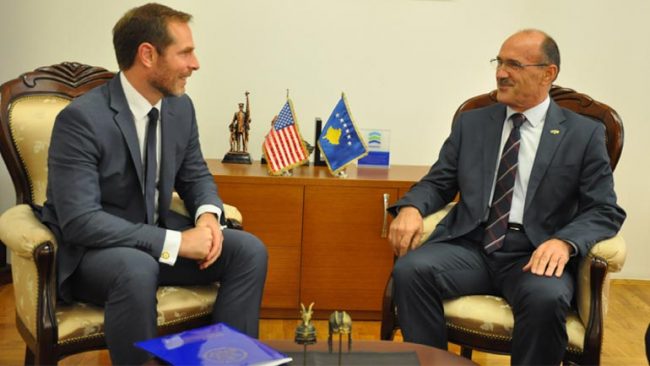 Bisedojnë për çështjen e sigurisë dhe proceset nëpër të cilat po kalon Kosova