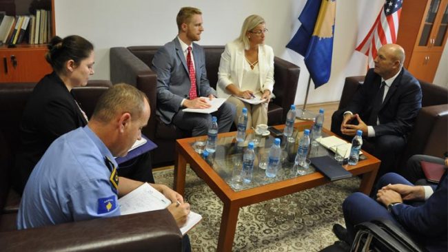 Zëvendësministri Xhemajlaj priti në takim zyrtarin e lartë amerikan