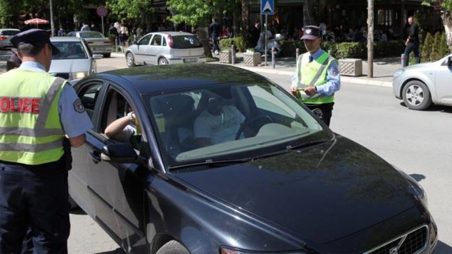 Një javë me 24 aksidente trafiku, e me 850 tiketa gjobitëse