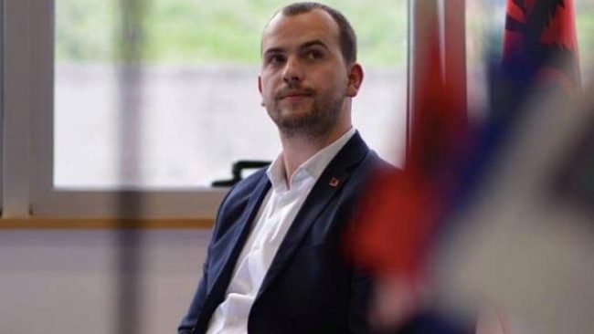 Kastrati iu drejtohet me një thirrje shoqërore sindikalistëve dhe mësimdhënësve