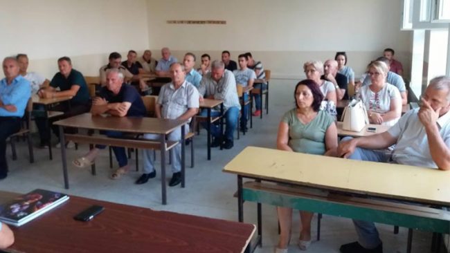 U mbajtën debate me qytetarët e Tërpezës dhe Pozheranit për buxhetin komunal 2019-2021