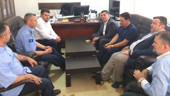 Haziri viziton KBI duke uruar haxhilerët që të përfundojnë me sukses këtë mision