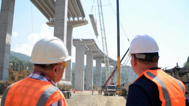 Ministri Lekaj: Po e ndryshojmë infrastrukturën në vend dhe kurrë më s’do të ketë stërzgjatje të projekteve