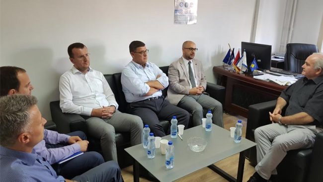 Zëvendësministri Shkodra vizitoi Sektorin për hetimin e krimeve kibernetike në Policinë e Kosovës