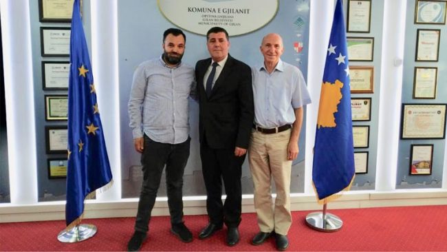 Haziri zotohet për mbështetje maksimale për teatrin e qytetit