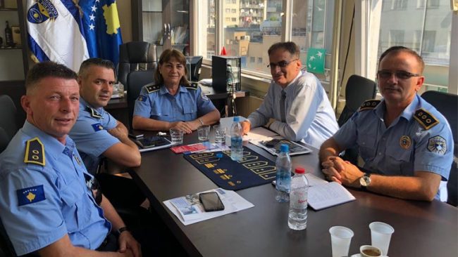 Zëvendësministri Zeka vizitoi policinë rajonale të Gjilanit
