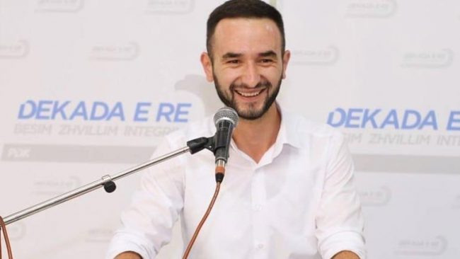 Isufi (PDK): Administrata e Kuvendit Komunal në Gjilan jashtë funksionit