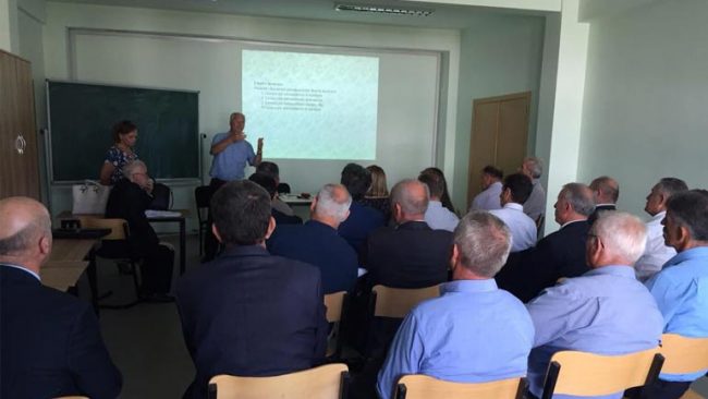 Përgatitën për fillimin e vlerësimit të performancës së mësimdhënësve