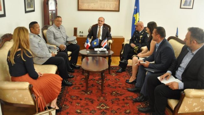 Ministri Gashi priti në takim përfaqësuesit e policisë nga Panamaja dhe Kosta Rika