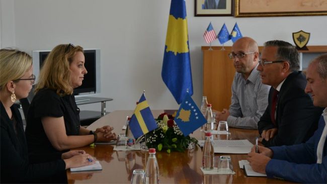Ministri Hamza vlerëson lartë ndihmën dhe kontributin e Suedisë për Kosovën