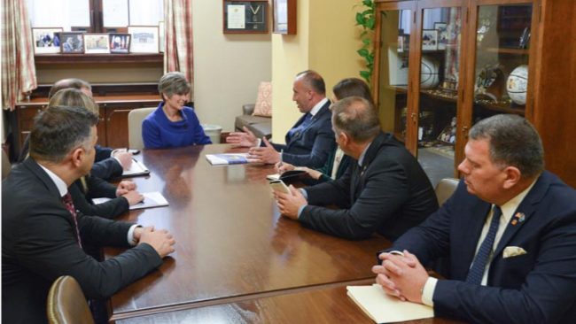 Kryeministri Haradinaj në Washington takon Senatoren Amerikane nga Iowa, Joni Ernst