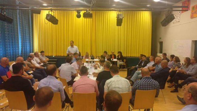 Kryetari i Kamenicës takohet me përfaqësues të shoqatave që veprojnë në Zvicër