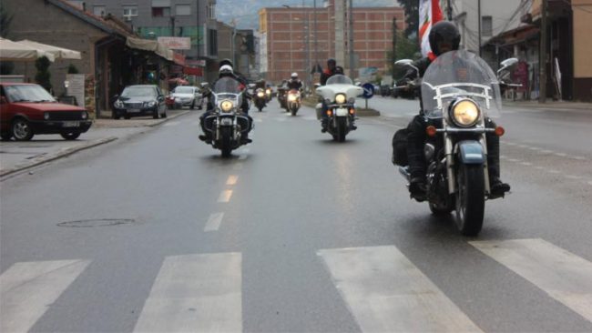 Aksident trafiku në mes të dy motoçikletave