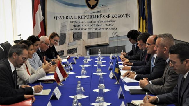 Ministri Gashi priti në takim zëvendësministren e Punëve të Brendshme të Austrisë