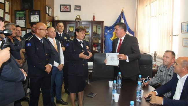 Në Ditën e Policisë, Lutfi Haziri nderohet me mirënjohje për bashkëpunimin
