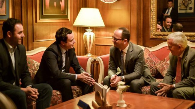 Drejtues të Vetëvendosjes takojnë ministrin Bushati dhe ambasadorin Minxhozi