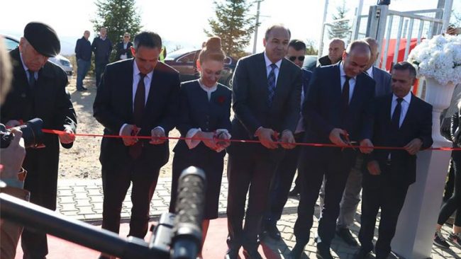 Në Kikë të Kamenicës: Përurohet centrali i parë i energjisë me erë