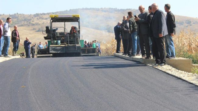 Filluan punimet në asfaltimin e rrugës Gjylekar-Mogillë