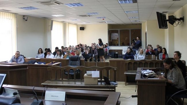 Mbahet trajnimi “Raportimi i gjykimit të simuluar”