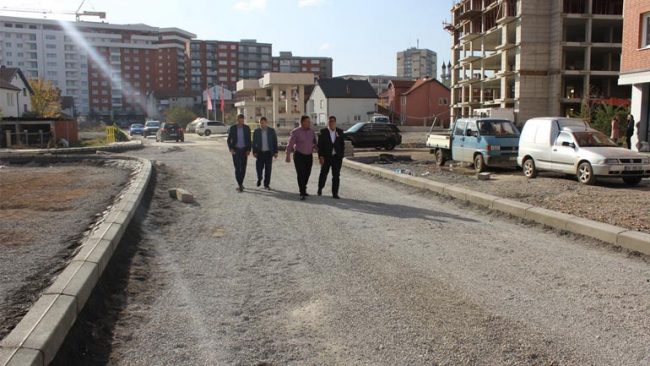 Haziri thotë se ndërtimi i rrugës “Mulla Idrizi” do të jetë model i investimeve