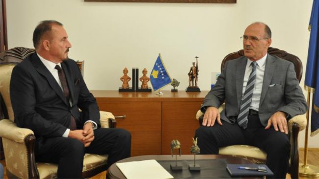 Në MPB u bë pranim-dorëzimi i detyrës së ministrit
