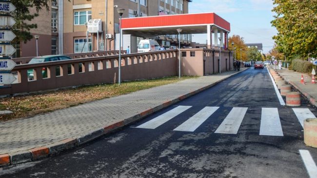 Mjekë nga Italia dhe QKUK operuan pacientë me probleme në zemër