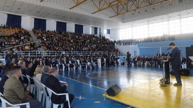 U mbajt ceremonia e diplomimit të studentëve të Universitetit “Kadri Zeka”