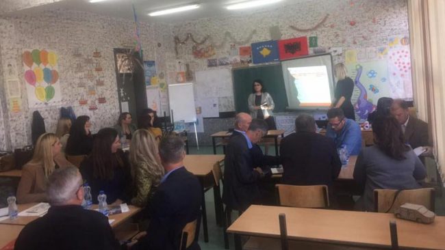 Në gjashtë shkollat e Vitisë fillon implementimi i konceptit “Komuniteti i të mësuarit së bashku”