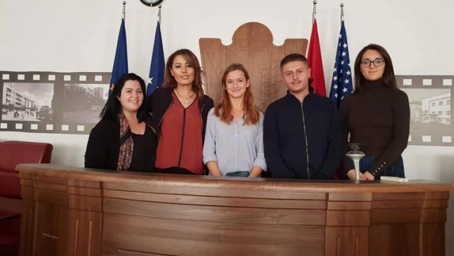 Krenar me suksesin e të rinjve tanë nëpër botë