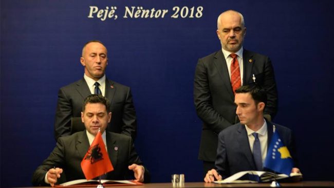 Ministrat Shala dhe Ahmetaj nënshkruajnë marrëveshje në fushën e Pronësisë Industriale