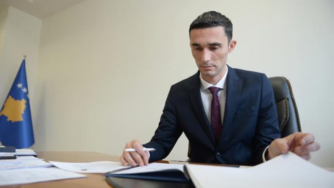 Ministri Shala urdhëresë, ndalon shitjen e produkteve që nuk i referohen Kosovës si shtet