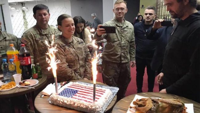Komuna e Vitisë shënon Ditën e Falënderimeve Amerikane