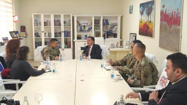 Haziri dhe komandanti i KFOR-it amerikan në Kosovë dakordohen për bashkëpunim të plotë në projekte të përbashkëta