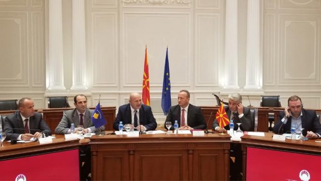 Nënshkruhet Memorandum Bashkëpunimi në mes të Kosovës dhe Maqedonisë