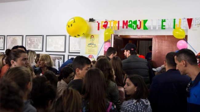Urime – Teatri Magjik i Fëmijëve me 1 Qershor ka ditëlindjen e dytë! (VIDEO)