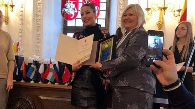 “Mollëkuqet” shënojnë sukseset e radhës në rrafshin ndërkombëtar
