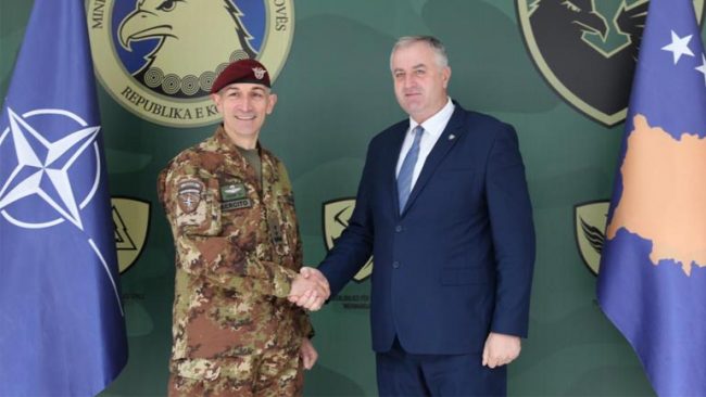 Ministri Rrustem Berisha, ka pritur sot komandantin e ri të KFOR-it, gjeneralin Frances Lorenzo D’Addario