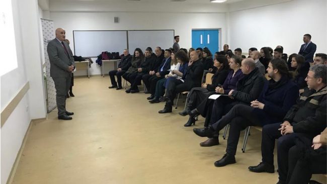 Vitia përfituese e projektit për rini “One for All”