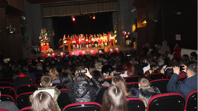 Gjilan mban koncert të madh festiv në vigjilje të ndërrimit të motmoteve