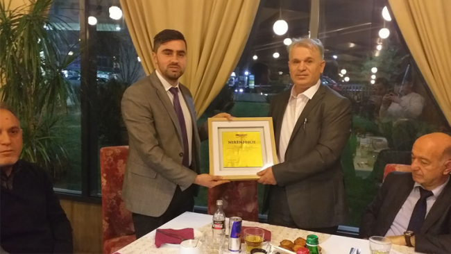 “Vatra” nderon me mirënjohje ndërmarrësin Sevdail Haziri