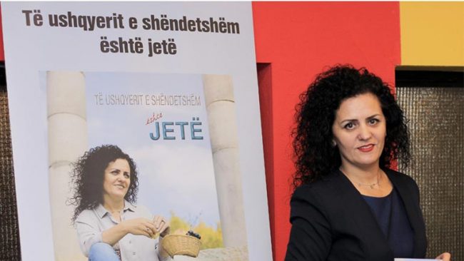 Libri “Të ushqyerit e shëndetshëm është jetë” – një mësim si mund të jetojmë shëndetshëm