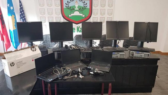 Komuna e Kamenicës pranon donacion nga UNMIK-u