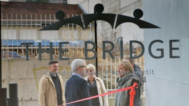 Në Gjilan hapet qendra për promovimin e vlerave “The Bridge”