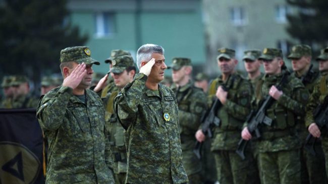 Kosova bëhet me ushtri