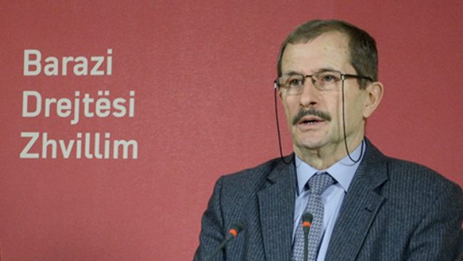 Komuna që mbyll institucionet e arsimit