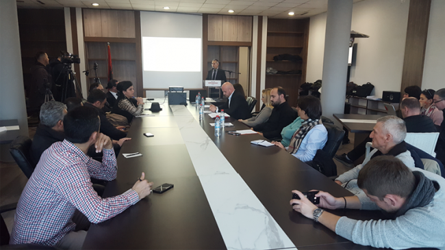 Ia numërojnë dështimet qeverisjes në Gjilan