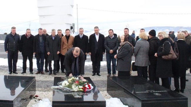 Ismajli: Reshat Ymeri, me guximin dhe idealin e tij u bë sinonim i lirisë dhe i luftës për drejtësi