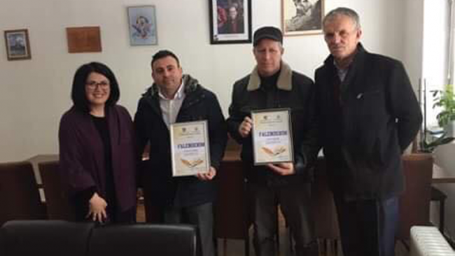 Vlerësohen lartë mërgimtarët që ndihmuan shkollën në Zhiti