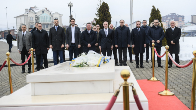 Haradinaj: Presidenti Rugova krijoi një doktrinë të një shteti paqësor